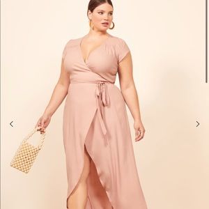 Reformation Chamomile Dress Es